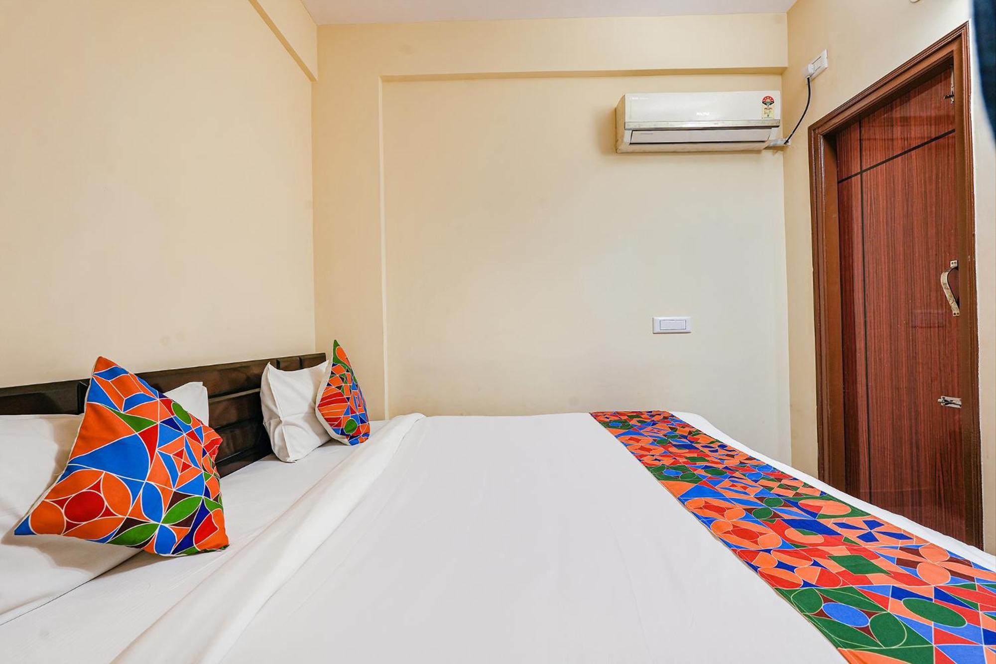 Fabhotel Crystal Suites Bangalore Exterior photo