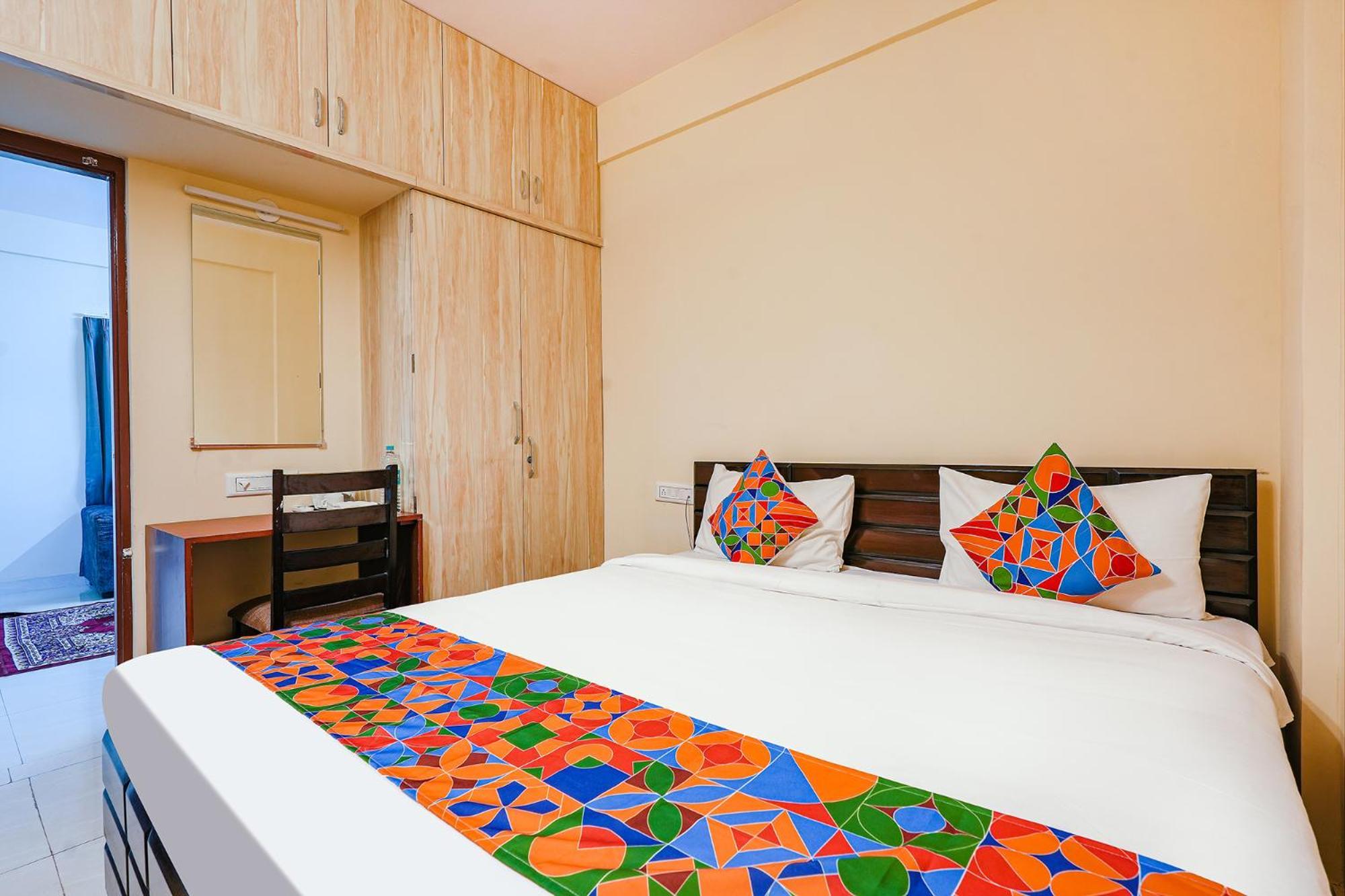 Fabhotel Crystal Suites Bangalore Exterior photo