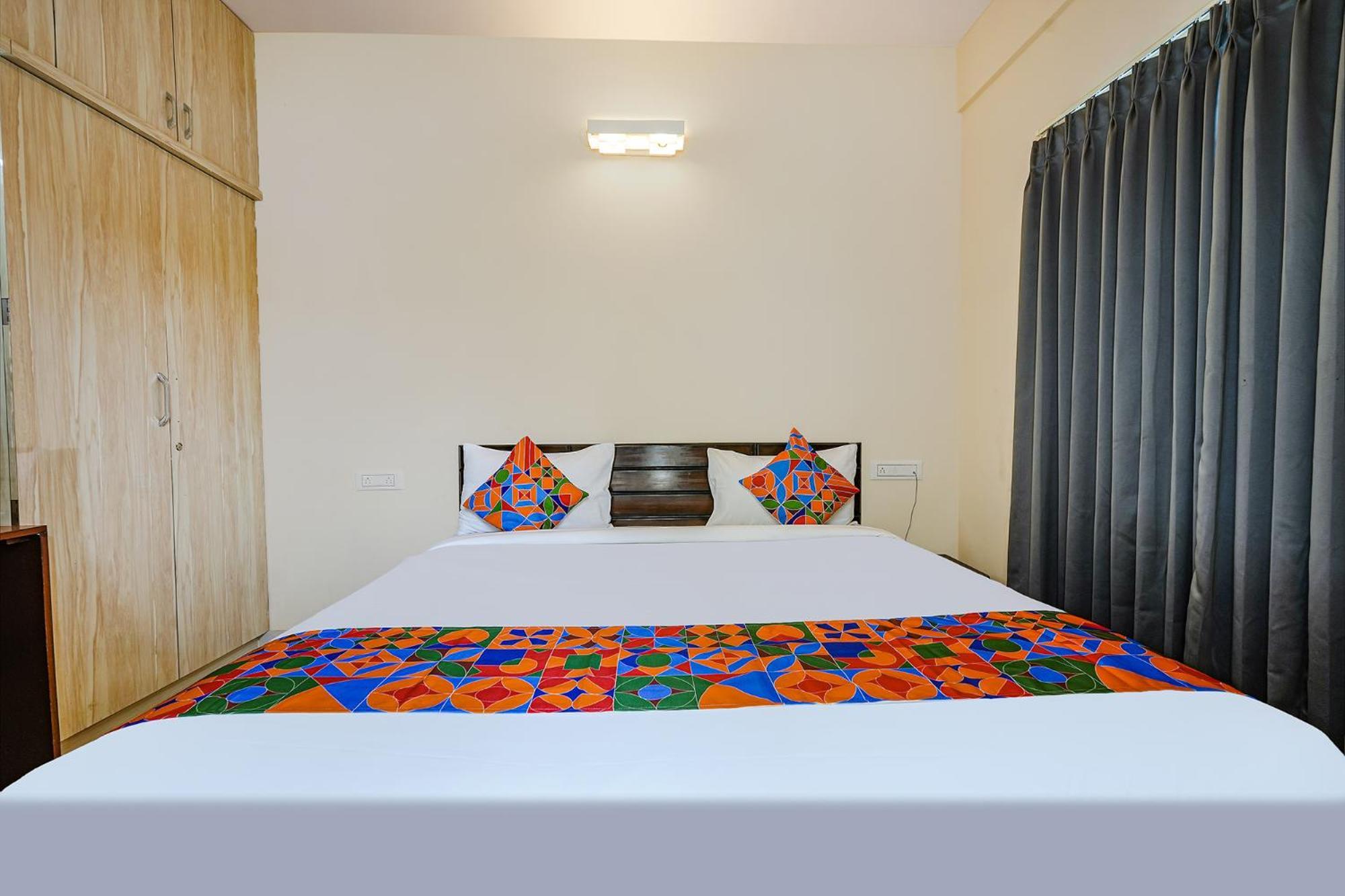 Fabhotel Crystal Suites Bangalore Exterior photo