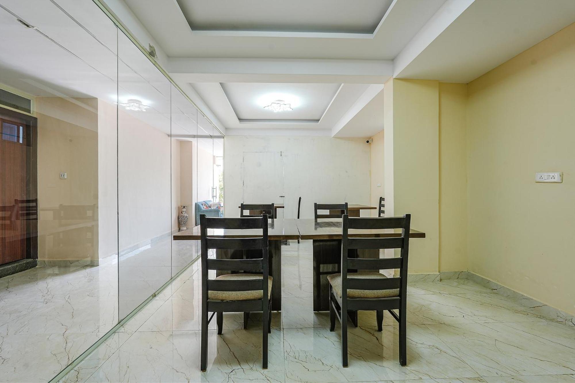 Fabhotel Crystal Suites Bangalore Exterior photo